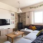 Vas' Penthouse